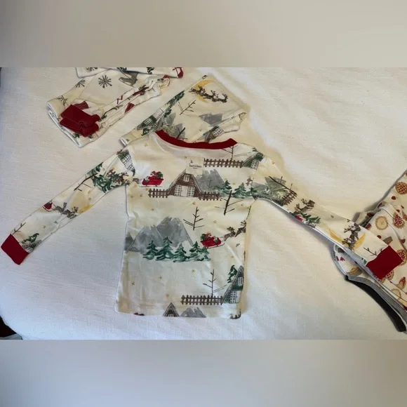 Burt’s Bees Baby | Bundle of 2-piece Holiday Pajama Sets | 18 months - Picture 7 of 16